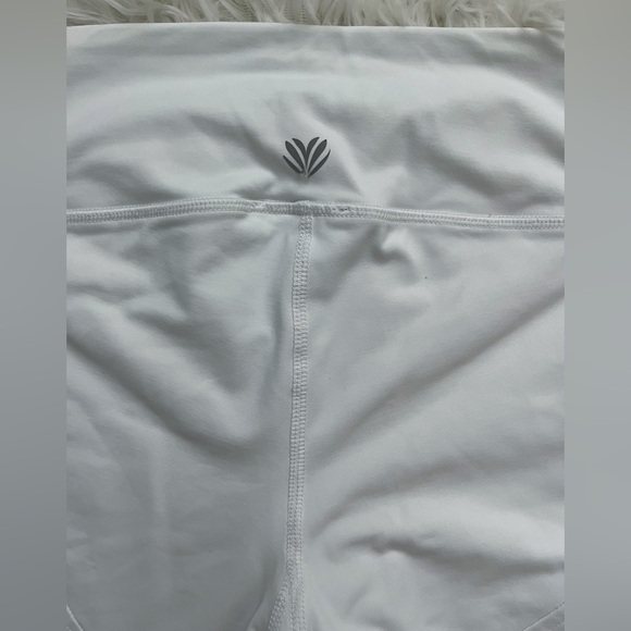 Forever 21 White Cutout Athletic Leggings Size XS - Picture 11 of 14